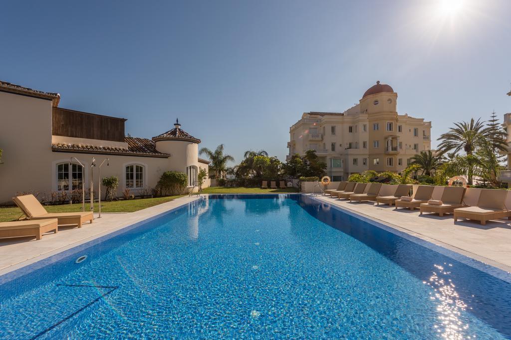 Las Dunas Suites & Apartments Estepona Exterior photo